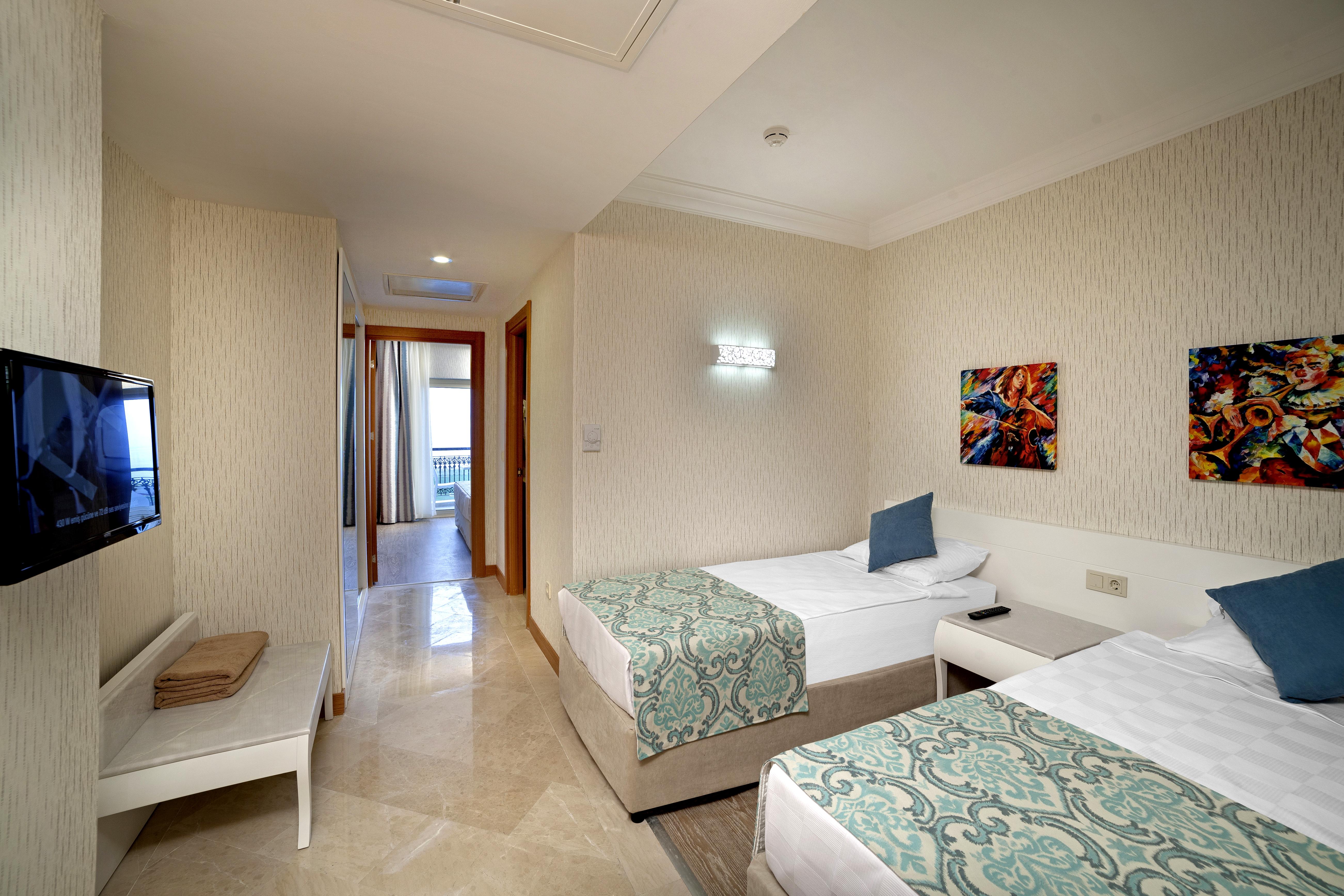 Asteria Bloom Side (Adults Only) Hotel Кизилагас Екстериор снимка